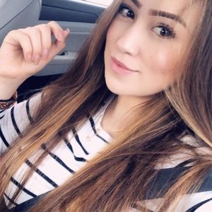 Meet your Posher, Karely